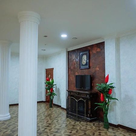 Edem Cottej Hotel Shymkent Exterior foto